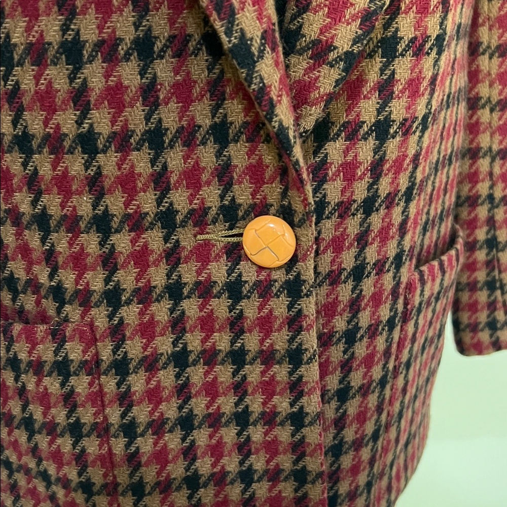 Vintage SK & Company Wool Houndstooth Blazer with Button Detail - Picture 4 of 5